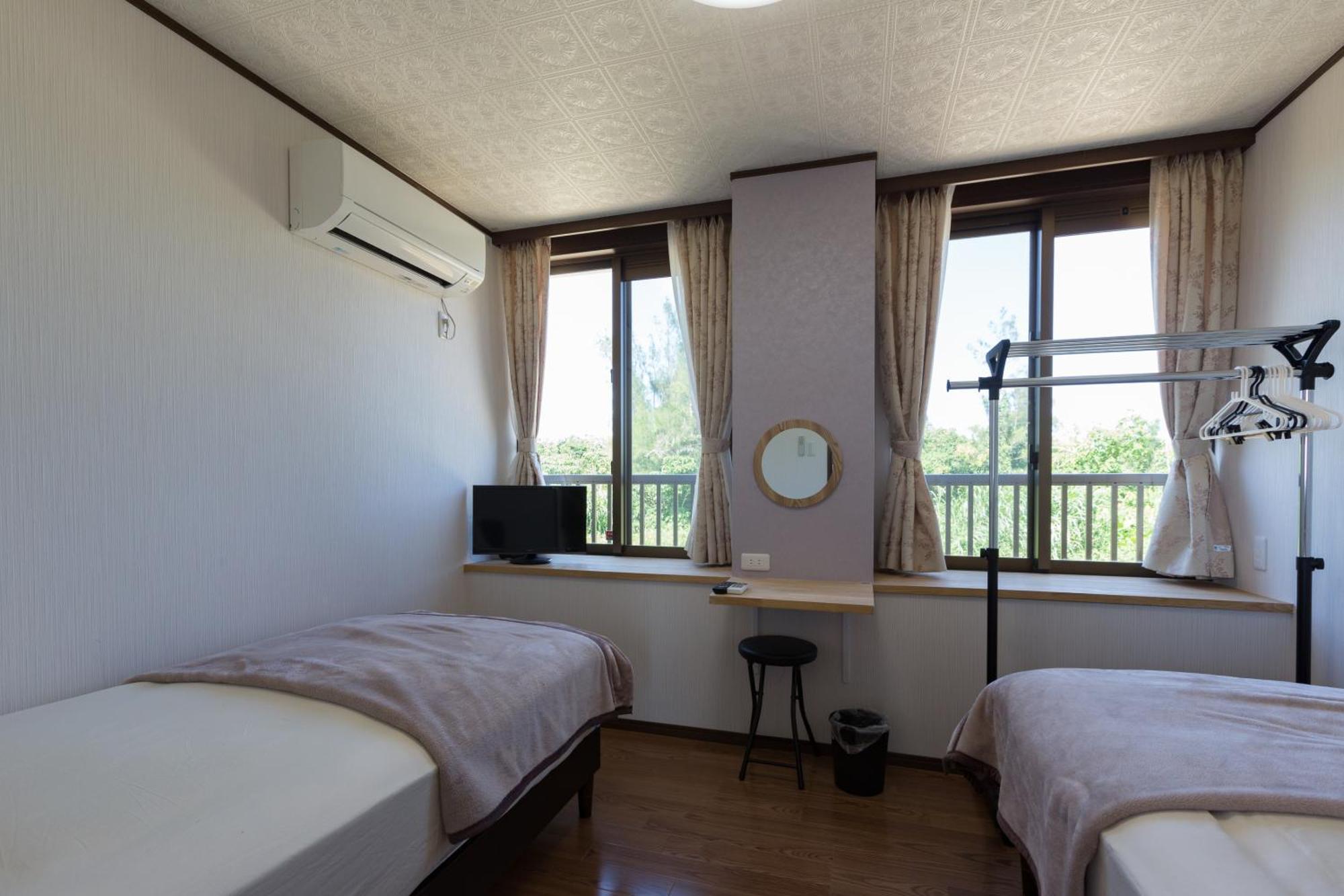 Comfort House In Miyakojima Екстериор снимка